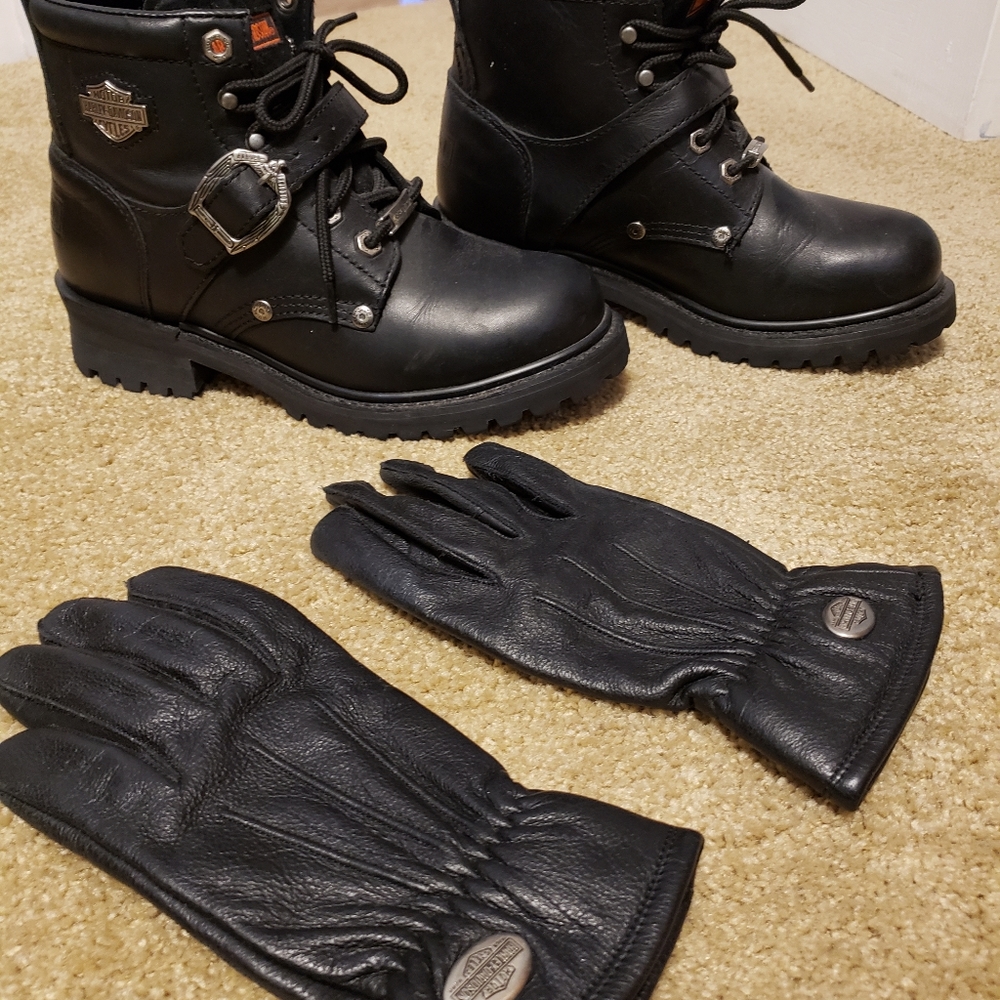 Harley Davidson Boots, Gloves & Helmet